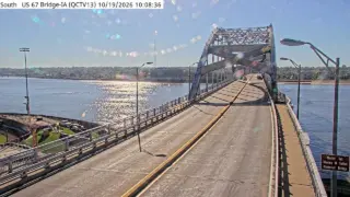US 67 at Centennial Bridge – IA – Mile Marker 0.2 – Davenport
